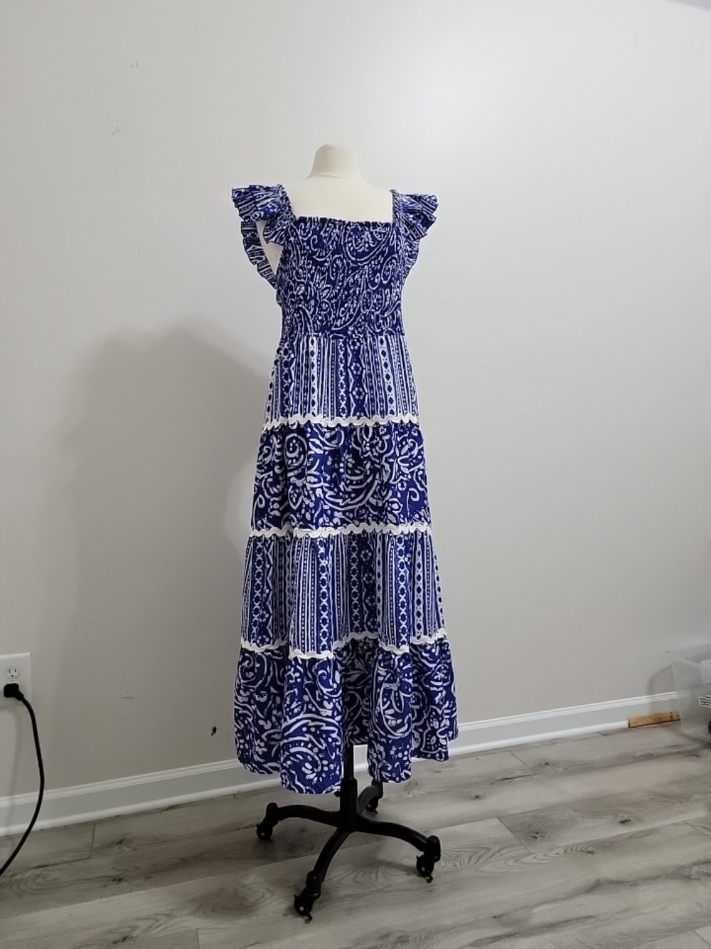 Truly 4 You Size Plus Size XL Geometric Print Blue & White Dress Maxi Dress EUC